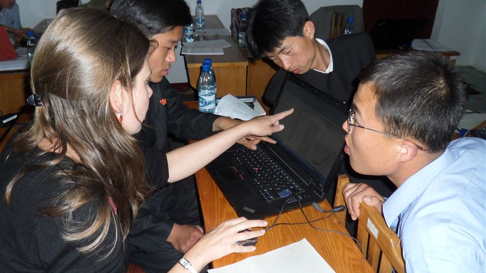 2. Workshop participants get detailed advice on pest monitoring & forecasting